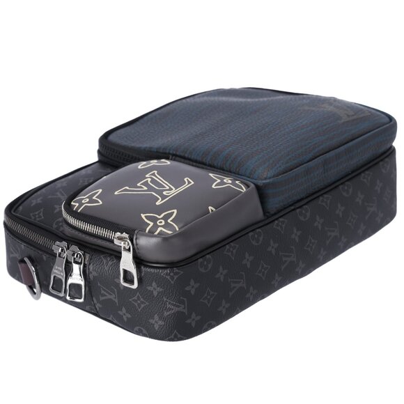 Louis Vuitton Monogram Eclipse Patchwork Multipocket Messenger - Picture 5 of 7